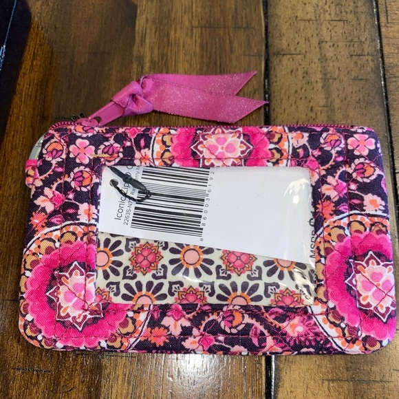 Vera Bradley Zip ID Case - Picture 2 of 6
